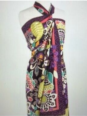 Vera Bradley Plum Crazy
Scarf/Sarong